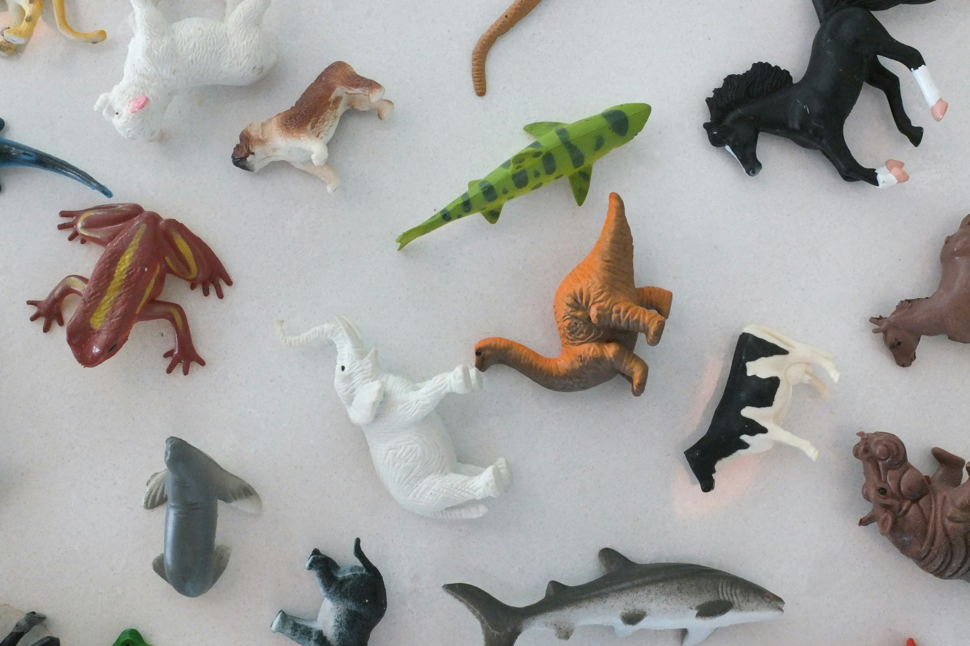 Transform Your Space: Detailed Origami Animals for Unique Home Decor