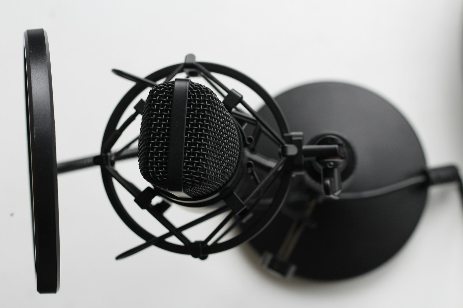How Branded Podcasts Strengthen Community and Drive Engagement